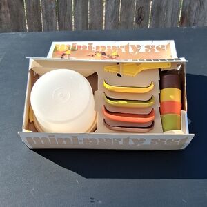 Tupperware Kids Vintage Mini-Party Set - Yellow, Orange, Brown, Green